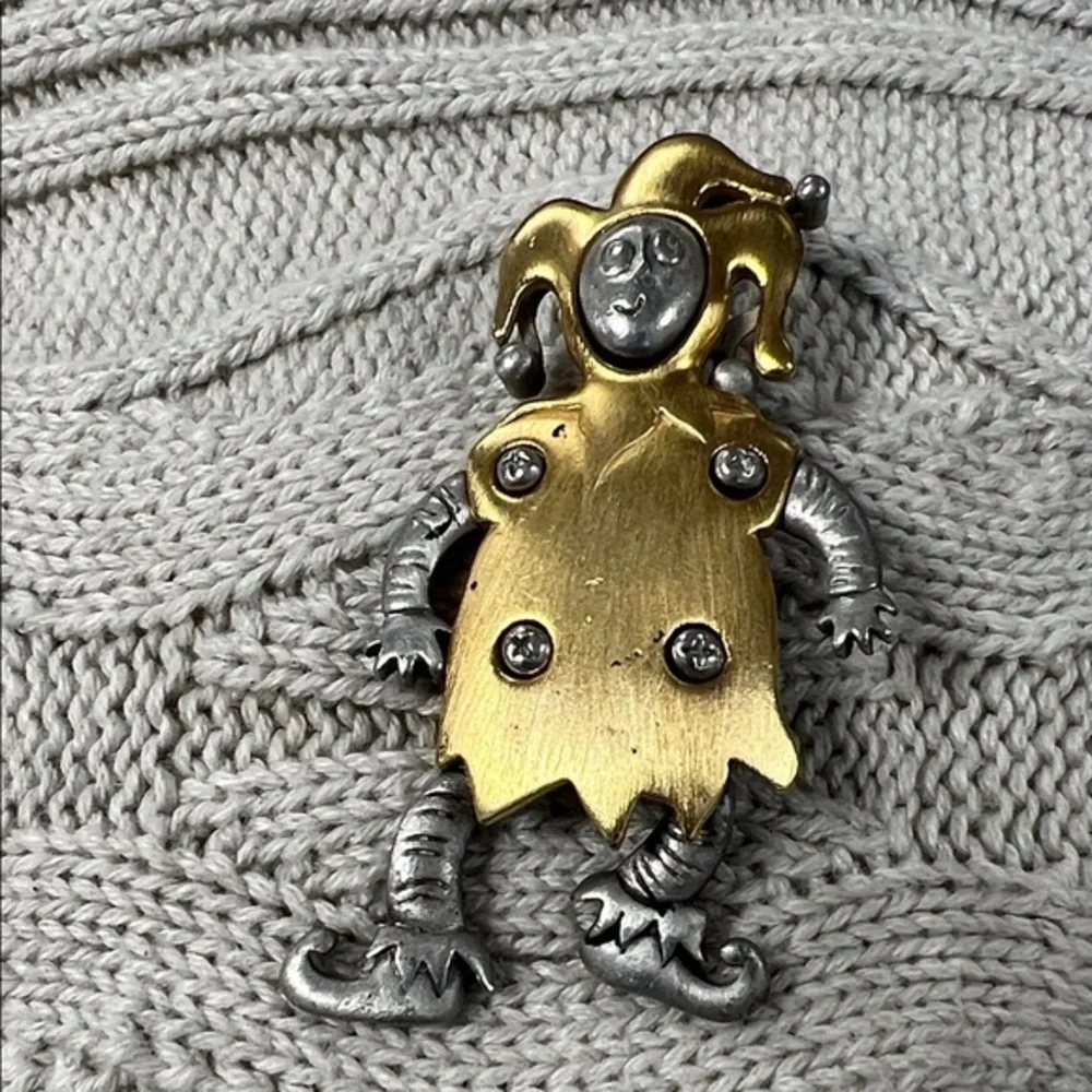 Vintage Jonette Jewelry articulated Jester Brooch